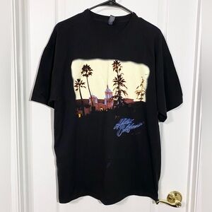 The Eagles Hotel California Band Tee by M&O Gold Black Men’s XL